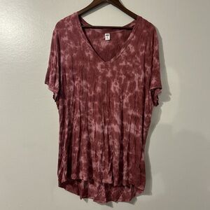 Old Navy Tie-Dye V-Neck Short Sleeve Top - Burgundy